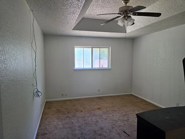 1609 Big Bend Dr — Photo 12