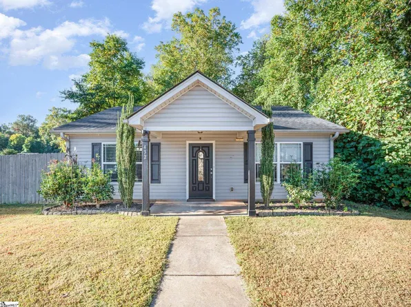 432 Blairwood Ct, Spartanburg, SC 29303