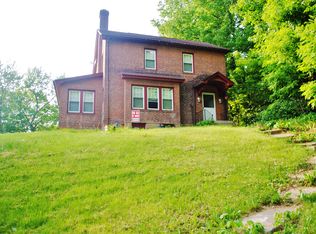 114 Acushnet Ave, Springfield, MA 01105