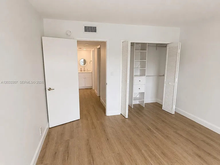 4261 W Palm Aire Dr #202 — Photo 4