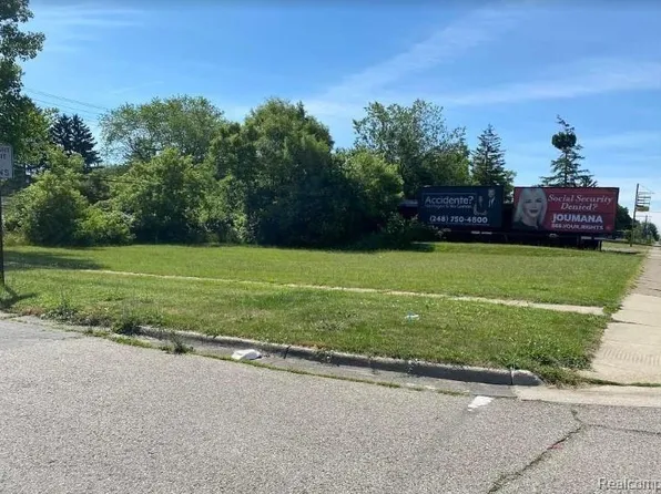 Baldwin Ave, Pontiac, MI 48340