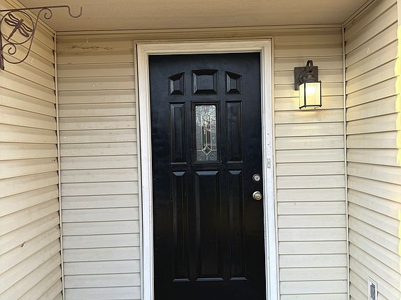 3rd image of 12164 Brushfield Ln