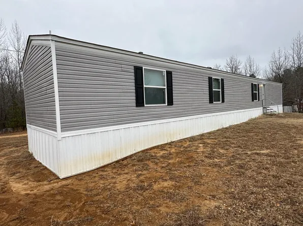 1696 Hardin Graveyard Rd, Adamsville, TN 38310