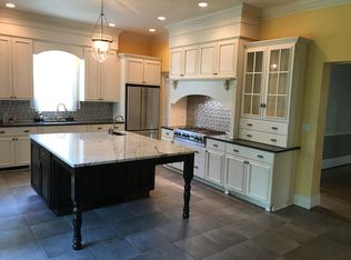 401 Maple Ln, Sewickley, PA 15143