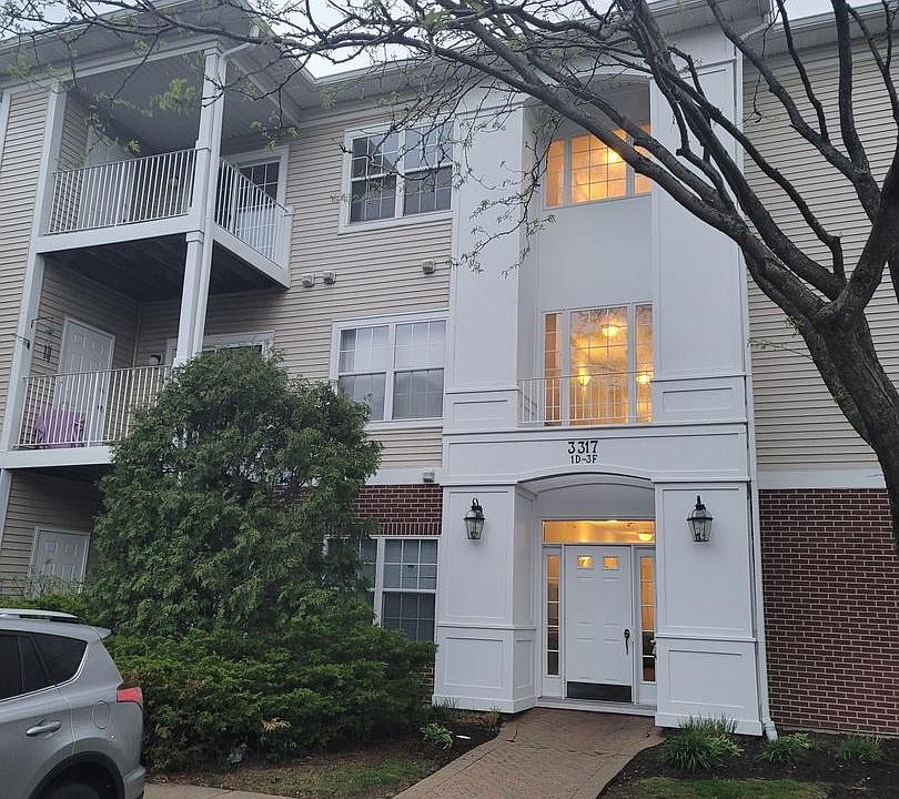 1st image of 3317 Stratford Ct Unit 3E