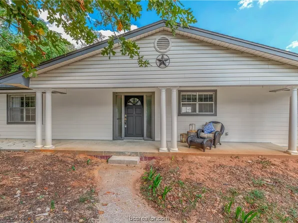 172 Golfview Dr N, Normangee, TX 77871