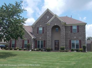 3396 Marcia Louise Dr, Olive Branch, MS 38671