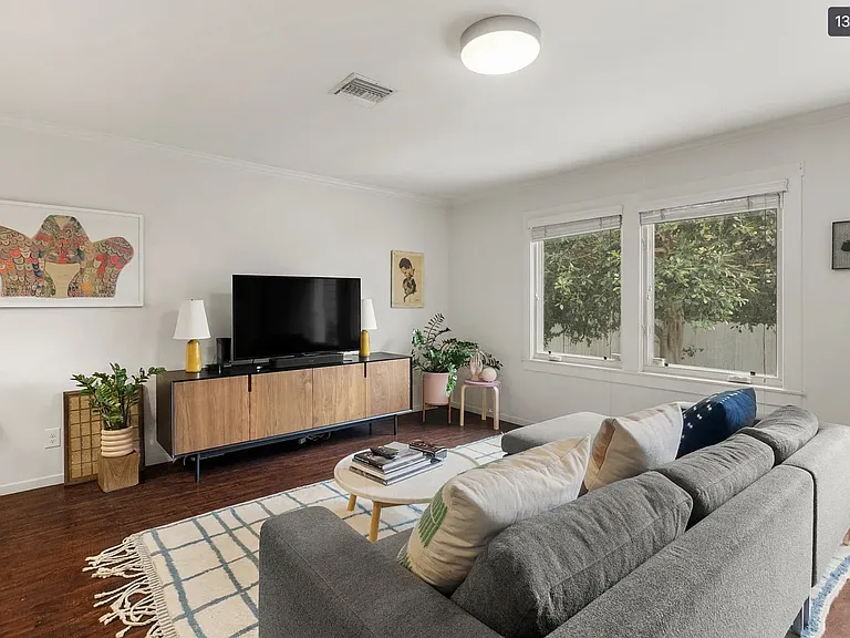 1014 N Manzanita St — Photo 13