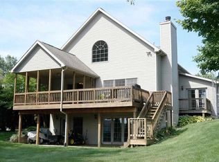 8723 Stephenson Rd, Onsted, MI 49265