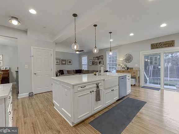 2nd image of 18471 Matthews Dr