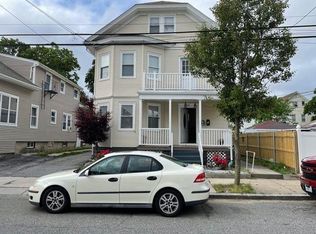 30 Wealth Ave, Providence, RI 02908