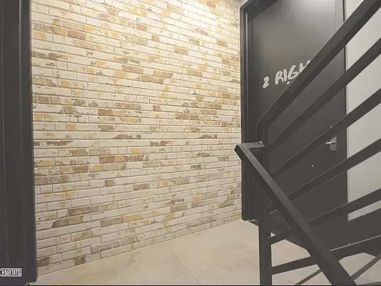298 Humboldt St #2R — Photo 9
