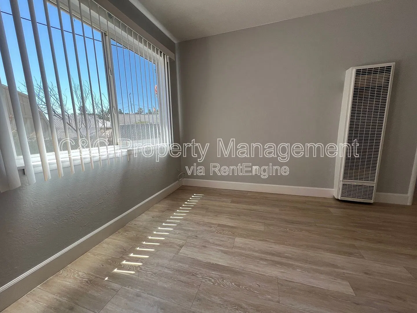 2 bed, 1.0 bath, 700 sqft, $3,200 — Photo 3