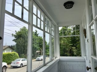 4125 Francis Ave N, Seattle, WA 98103