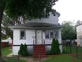 1st image of 118 N 17th Ave