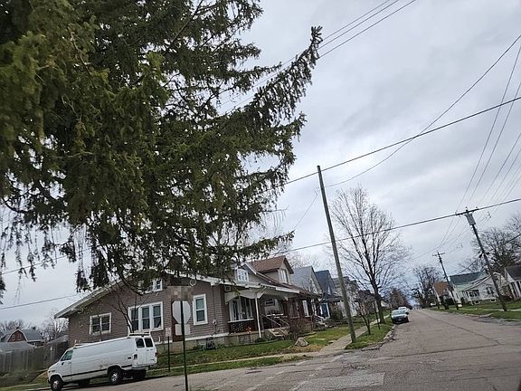 5th image of 1947 Stevens Ave