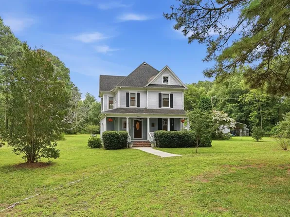 34079 Seaside Rd, Painter, VA 23420