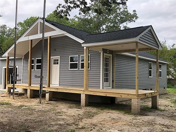 2nd image of 1 Dove Hollow Dr