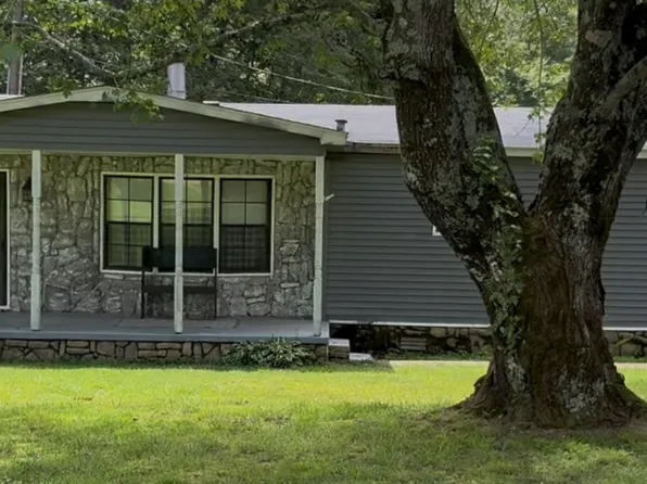7400 Jernigan Dr, Somerville, TN 38068