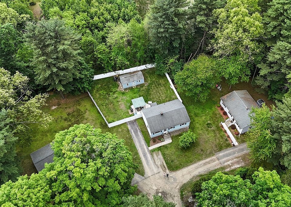 1st image of 37 Parkerview St