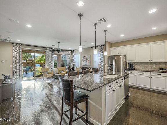 4th image of 26118 N 121st Ave