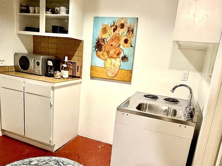 2421 Cheremoya Ave #1/2 — Photo 4