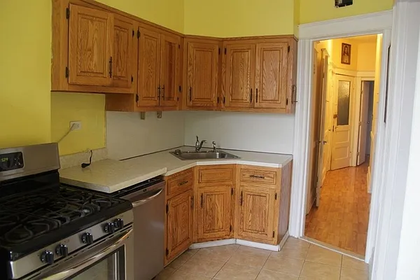 Rented by Lee Rosenblum, LREB | media 3