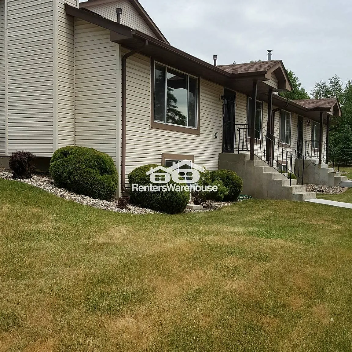 2 BR Oakdale Townhome Avail NOW! — Photo 1
