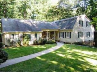 2392 Fawn Rdg, Stone Mountain, GA 30087