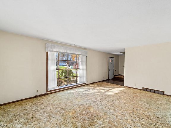 4th image of 3997 Galway Cir