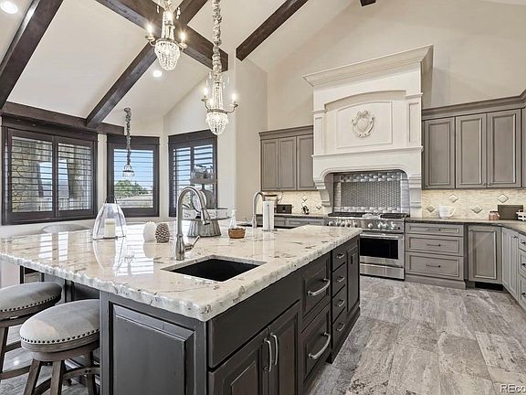 4th image of 843 Diamond Ridge Circle