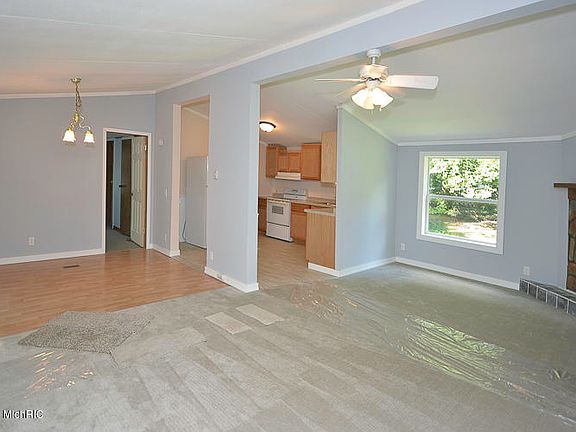 4th image of 4851 104th Ave