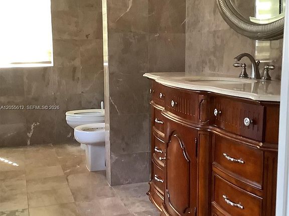 5th image of 14230 SW 91st St #1