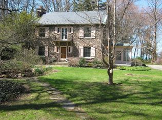 7700 Admiral Dr, Fairview, PA 16415