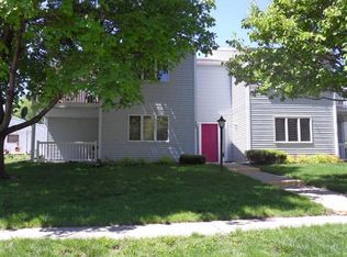721 N East St APT 4, Carroll, IA 51401