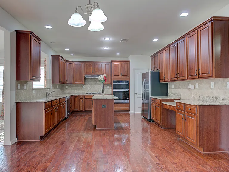 43185 Tandridge Way — Photo 16