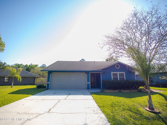 2nd image of 1837 Sherwood Dr