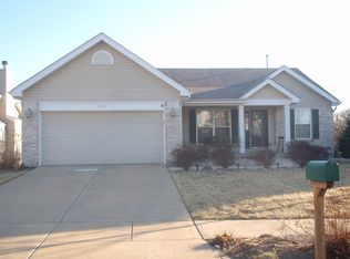 882 Top Notch Ln, Eureka, MO