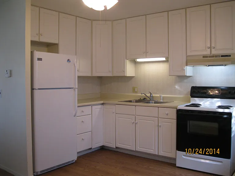 2504 Carrelton Dr — Photo 8