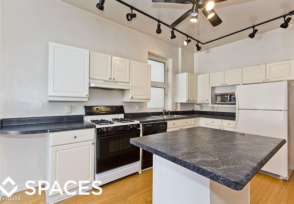 1st image of 3727 N Bosworth Ave #1