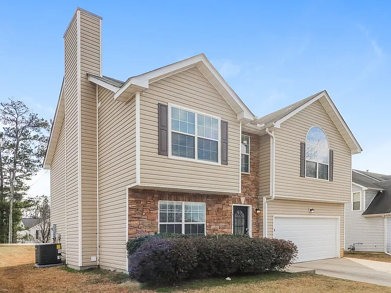 6981 Borowood Ln — Photo 4
