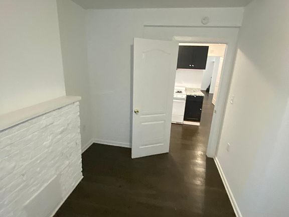4th image of 6161 N 21st St