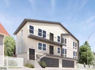 47 Hillyer St, City Of Orange Twp., NJ 07050