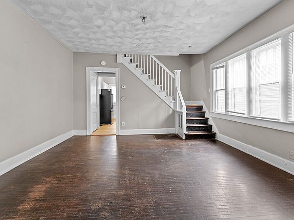 5th image of 3634 Salem St #3632