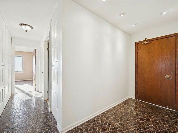 3rd image of 453 Raintree Dr Unit 5A