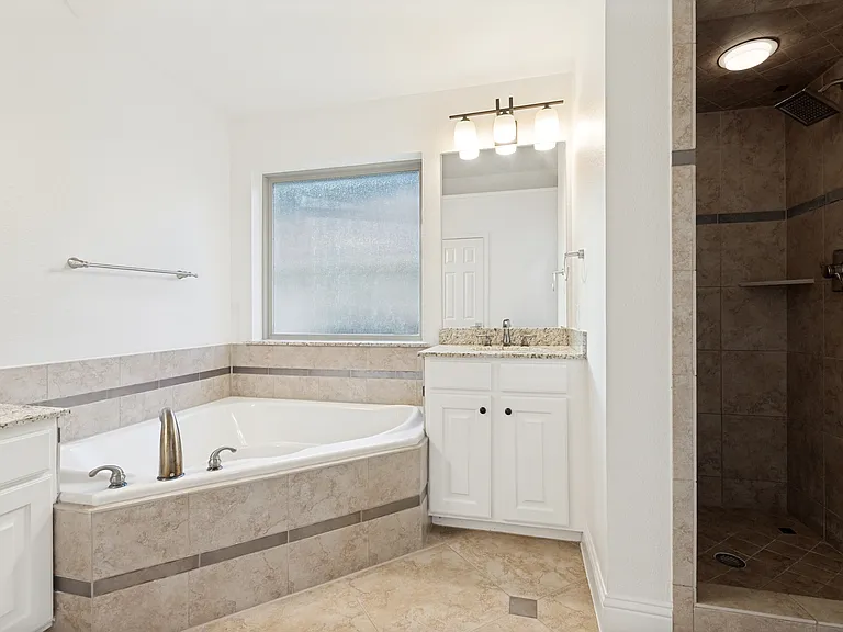6900 Laramie Dr — Photo 13