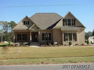 3582 Ivy Rd, Greenville, NC 27858