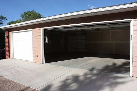 3 Car Garage
