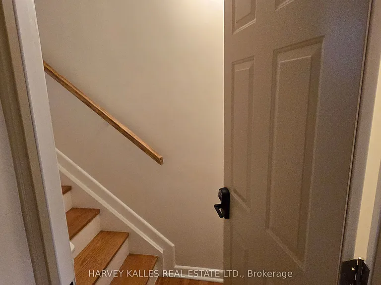 279 Cornelius Pkwy #UPPER — Photo 8