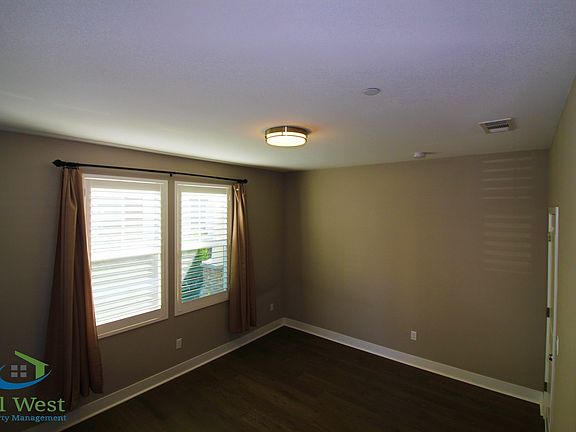 3rd image of 154 Banano Ln